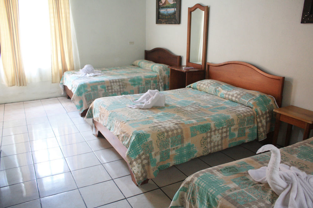 Hotel Destinos Arenal La Fortuna Luaran gambar