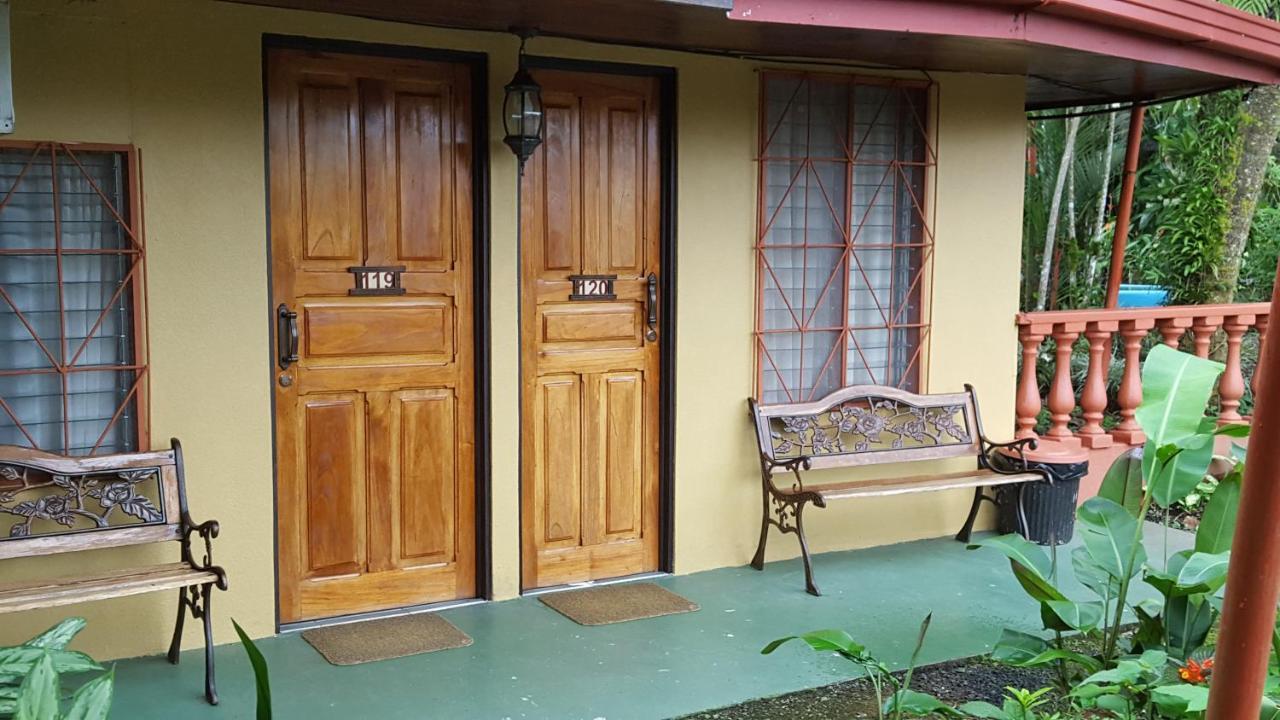 Hotel Destinos Arenal La Fortuna Luaran gambar